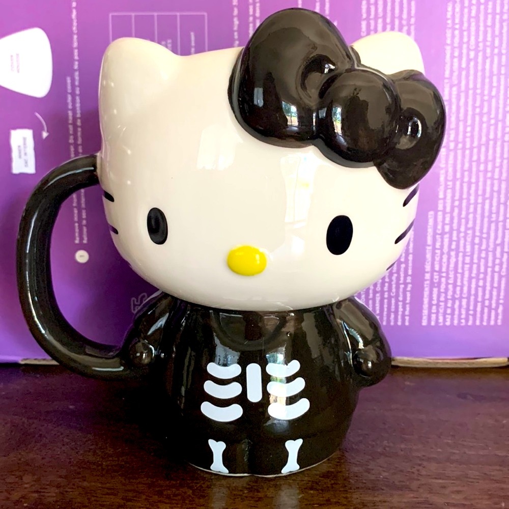 New Rare Hello Kitty full body Halloween skeleton mug